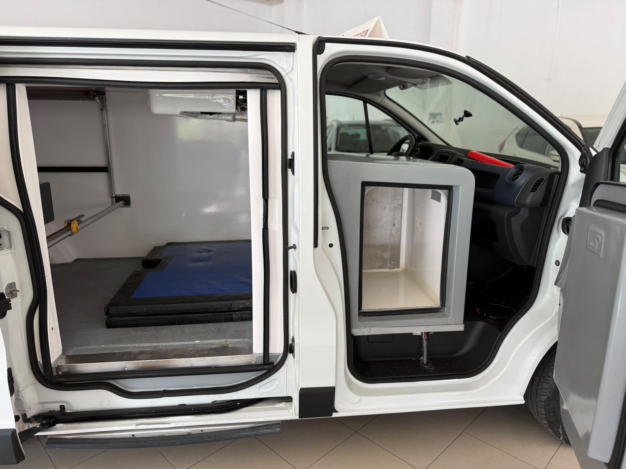Opel Vivaro FG ISOTERMO CON FRIO -20º